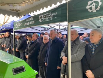 Berna Abiş’in annesine son görev