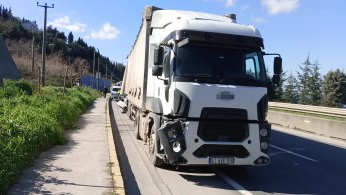 İki tır çarpıştı: 1 yaralı