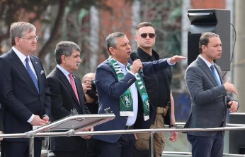 Özel, 'Kocaeli’ye sırtımızı dönmedik’