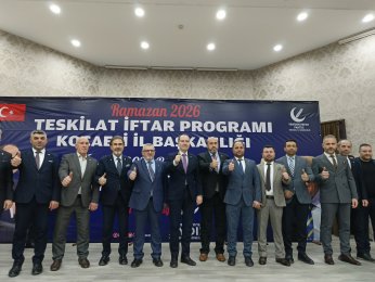 Erbakan, Gölcük iftarında partililerle buluştu