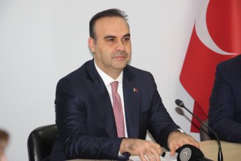 ‘Savunma sanayimiz dünyada ses getiriyor’