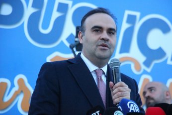 Bakan Kacır, üniversite öğrencileriyle iftarda buluştu