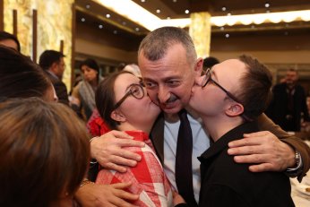 Engelleri aşan iftar sofrası