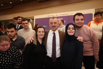 Engelleri aşan iftar sofrası