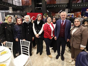 AK Parti Kocaeli iftarda buluştu
