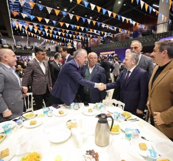 AK Parti Kocaeli iftarda buluştu