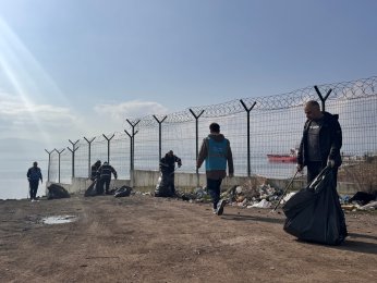 Mavi Takım’dan dev kıyı temizliği