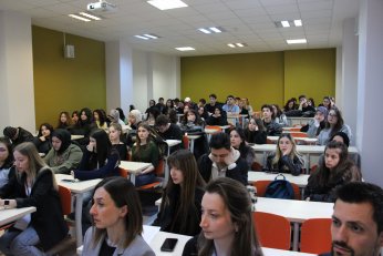 Atıklar KOÜ’de sanata dönüştü