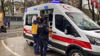 Fırın bacasındaki yangın korkuttu