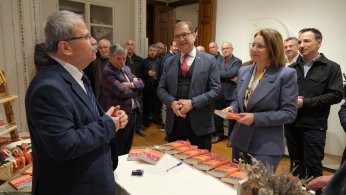 Manavların kültür hafızası kitapta toplandı