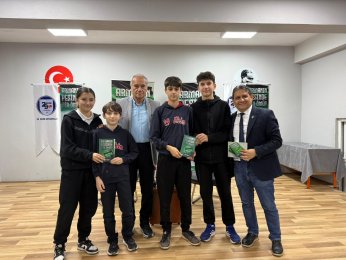 “Armanın Peşinde Bir Ömür” kitabının söyleşisi 29 Ekim Ortaokulu’nda gerçekleşti