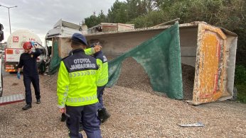 TEM’de 4 araç kazaya karıştı: 2 ölü