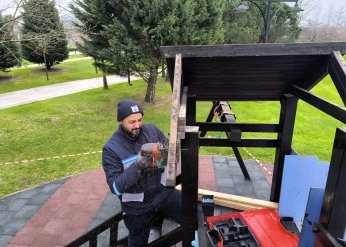 Sekapark’taki oyun alanlarına bakım