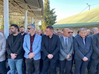 Sadun Çetin’in annesi son yolculuğuna uğurlandı