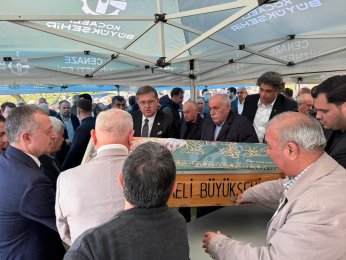 Sadun Çetin’in annesi son yolculuğuna uğurlandı