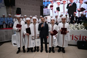 Gölcük’te 41 öğrenci hafızlık icazeti aldı