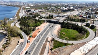 İzmit sahil bağlantı kolu trafiğe kapatıldı