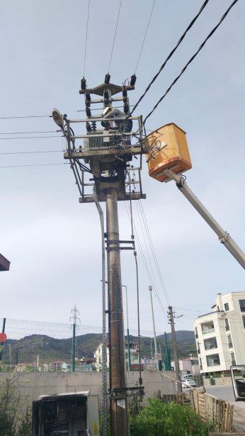 Trafo yangını paniğe neden oldu