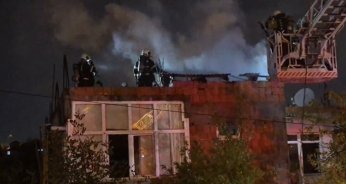 Çatı katında korkutan yangın