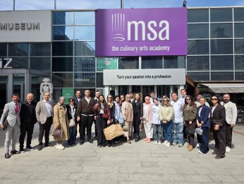 Genç şef adayları, işi ustasından öğrendi