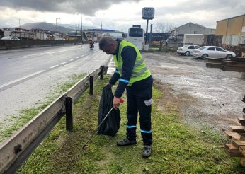 Yol kenarlarında kapsamlı temizlik