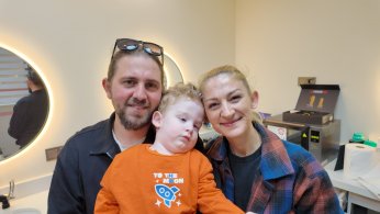 İlk tıraş heyecanını Gonca’da yaşadı