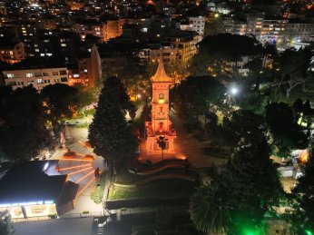 Tarihi yapıya ışıltılı dokunuş