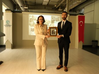 SEKA’da özel günde eşsiz eser