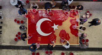 SEKA’da özel günde eşsiz eser