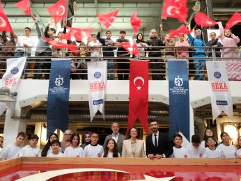 SEKA’da özel günde eşsiz eser