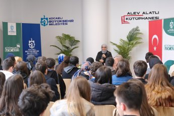 Kitapların izinde şehri keşfettiler