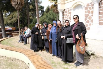 Kitapların izinde şehri keşfettiler