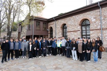 Kitapların izinde şehri keşfettiler