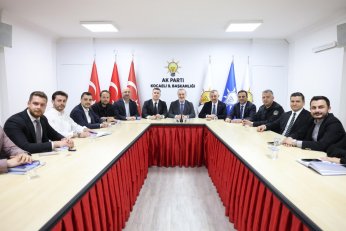 AK Parti 16 Mayıs’a tam kadro hazırlanıyor