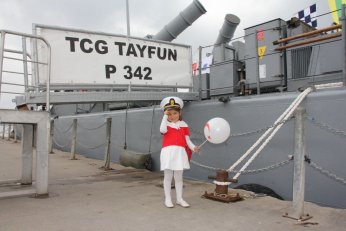 Donanmanın gemi ve botuna büyük ilgi