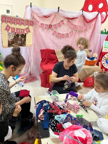 Minikler, geleneksel el sanatını deneyimledi