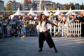 ‘Ateş Gösterisi’ hayran bıraktı