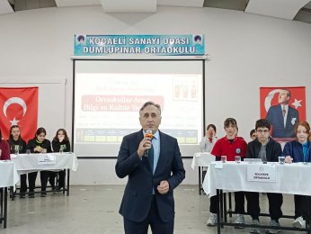 Gölcük İmam Hatip Ortaokulu il finalinde