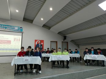 Gölcük İmam Hatip Ortaokulu il finalinde