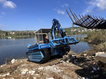 Gölkaypark’taki gölet atıklardan arındırıldı