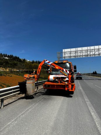 Tek araçla dört mevsim temizlik
