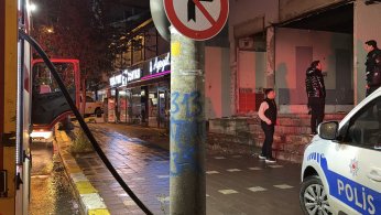 Tahliye edilen binada yakılan ateş korkuttu