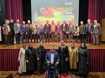 Gölcük’te ‘Yeni Dünya Düzeni’ söyleşisi