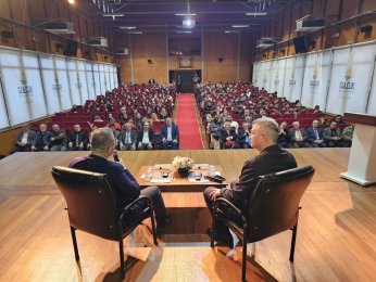 Gölcük’te ‘Yeni Dünya Düzeni’ söyleşisi