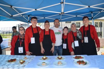 Bayat ekmeklerden harikalar yarattılar