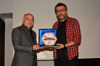 Eserlerin ardındaki hikayeler anlatıldı