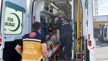 İşçi servisi ile tır çarpıştı: 1 ölü, 7 yaralı