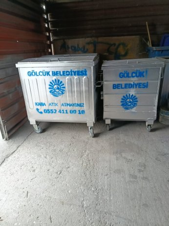 Eskiyen konteynerler onarımdan geçiyor