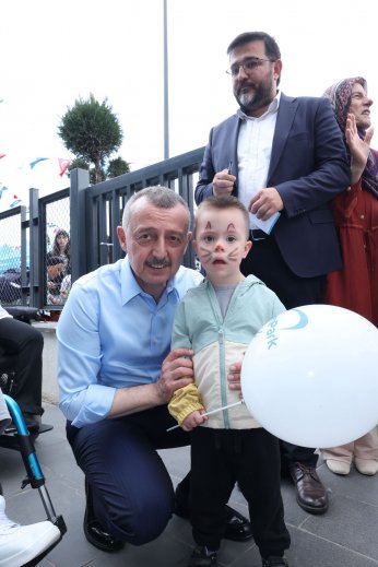 35 özel bireye asker kınası
