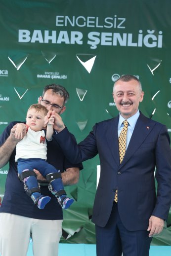 35 özel bireye asker kınası